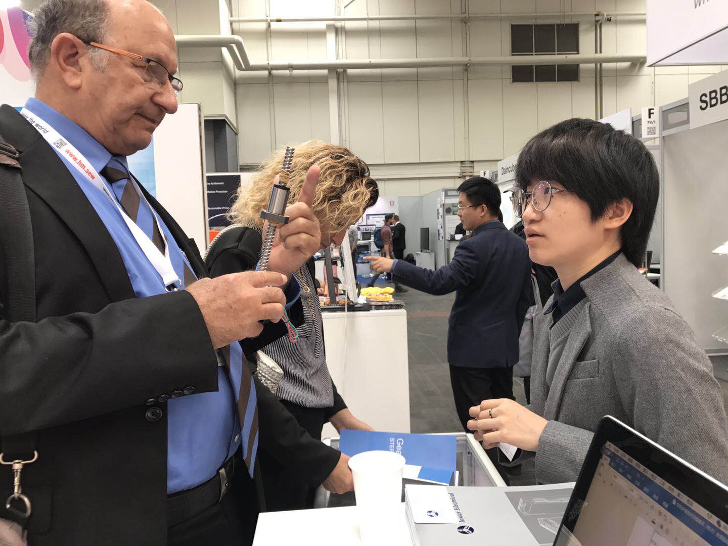 向世界出發(fā)，英士達(dá)機(jī)電在德國漢諾威